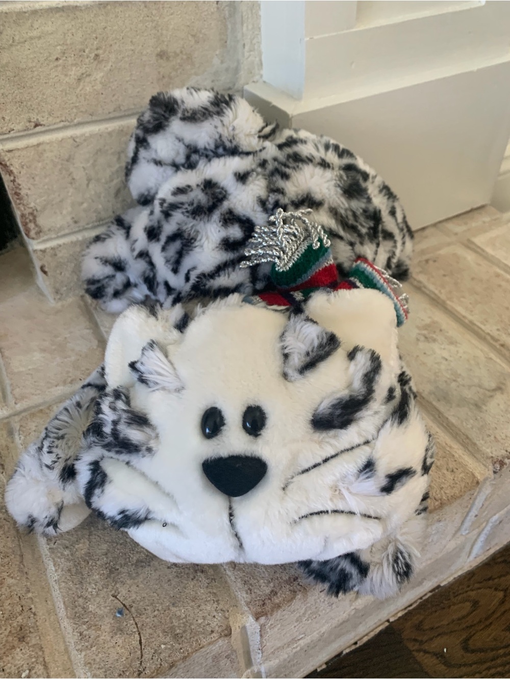 VTG Chester the Cat Soft Plush Holiday Scarf